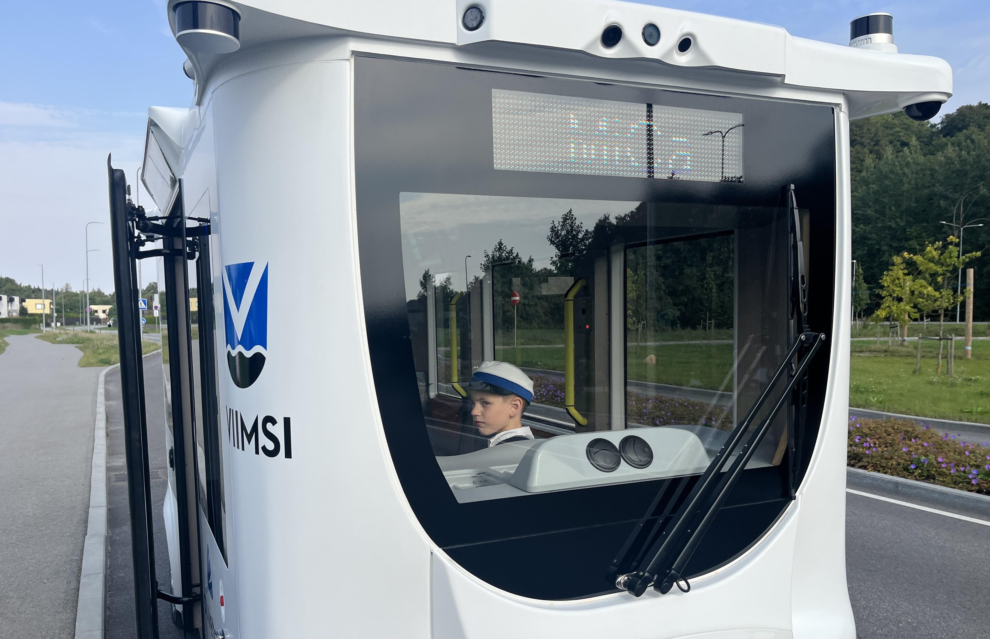 Isesõitev buss